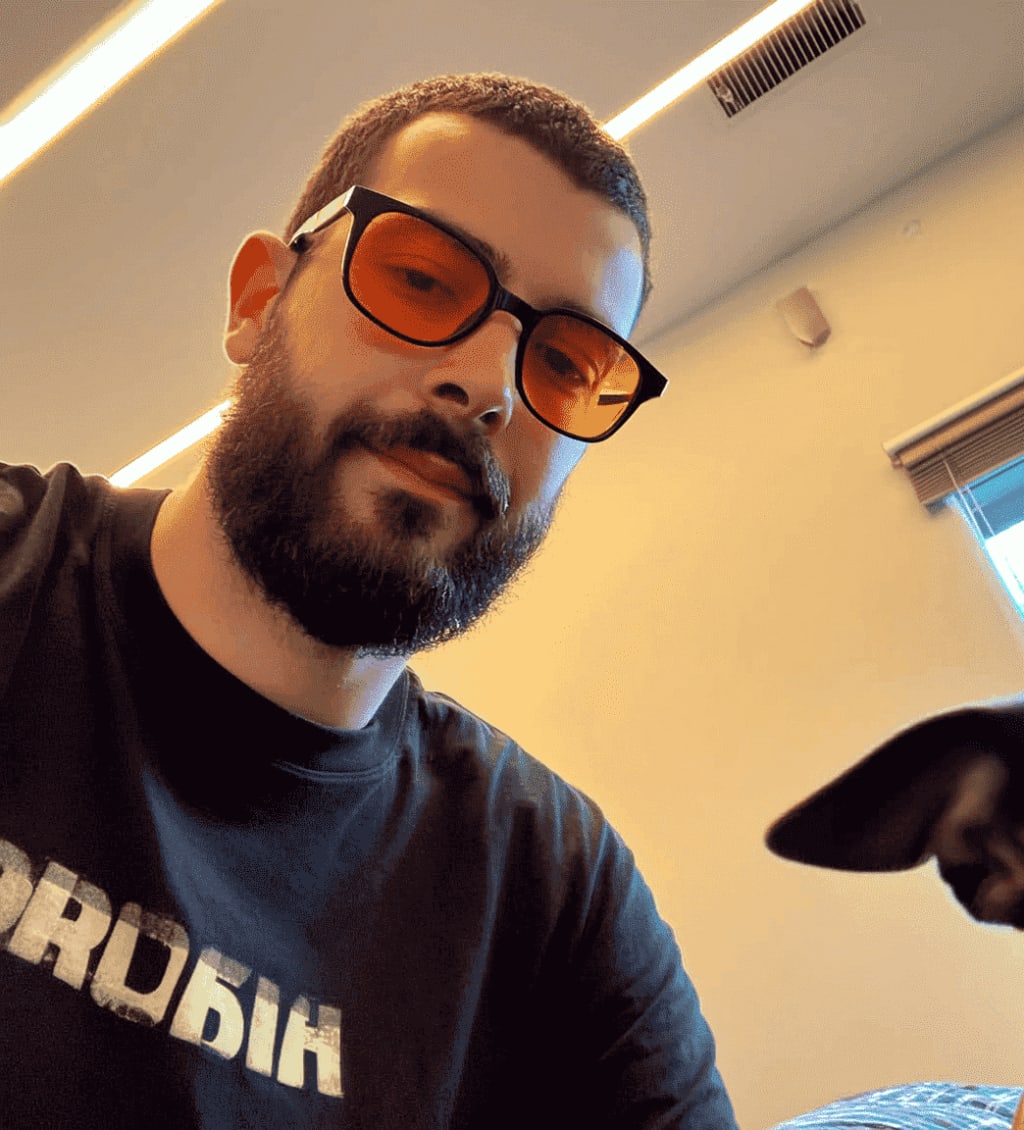 Anti-blue light glasses